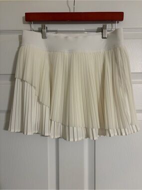 Lululemon Tiered Pleats High-Rise Golf Skirt White Size 8